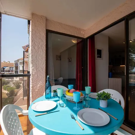 Antigua-6 By Interhome